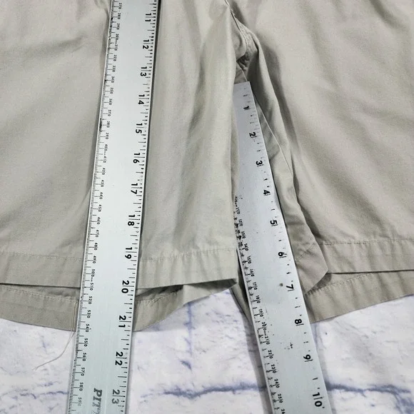 Columbia MENS SIZE 42 Tan Cargo Shorts XM4071 Dad 8" Inseam Hiking Outdoor - Picture 4 of 14